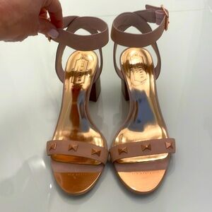 Ted Baker Baih Open Toe studded block heal in pink with rose gold bows.